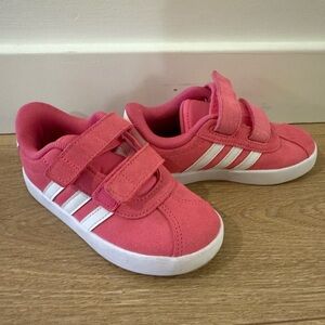 Adidas Kids Sneakers in Pink with White Stripes